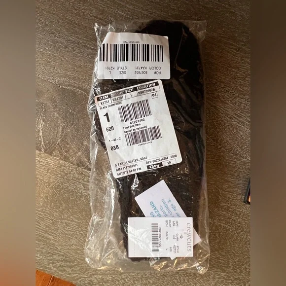 J. Crew Crewcuts Black Panda Bear Paw Mittens NWT - Picture 2 of 6